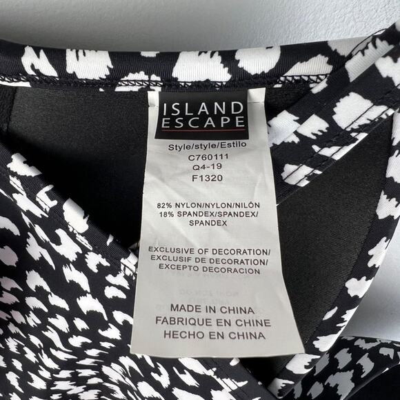 Island Escape Animal Kingdom Printed Underwire Tankini Top Supportive - Picture 5 of 7